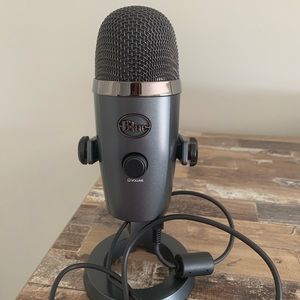 Small blue yeti usb mic